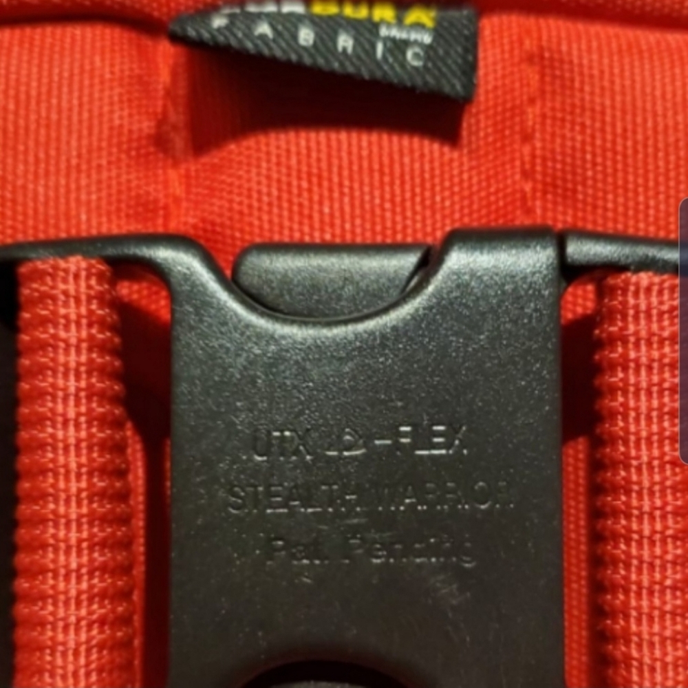 Supreme Fanny Pack - Picture 7 of 8
